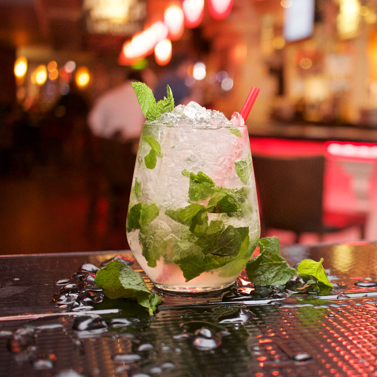 Saturday Free Drinks Night - Buy Two Get One Free